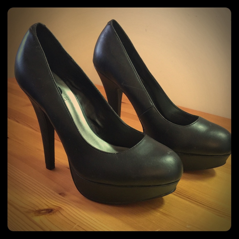 Guess Black Platform Heels
